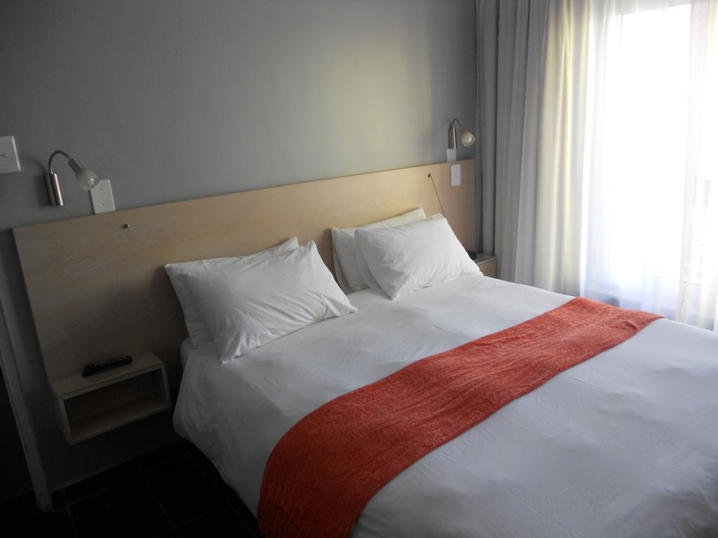 Rose Lodge Cape Town Exterior photo